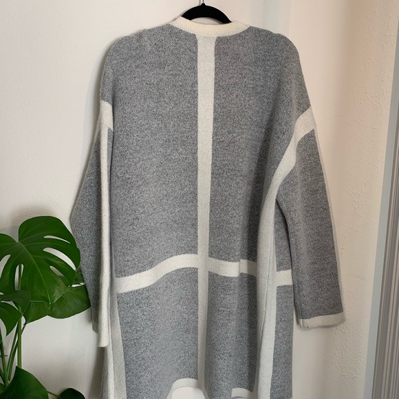 KENDALL + KYLIE long cardigan - Picture 2 of 3